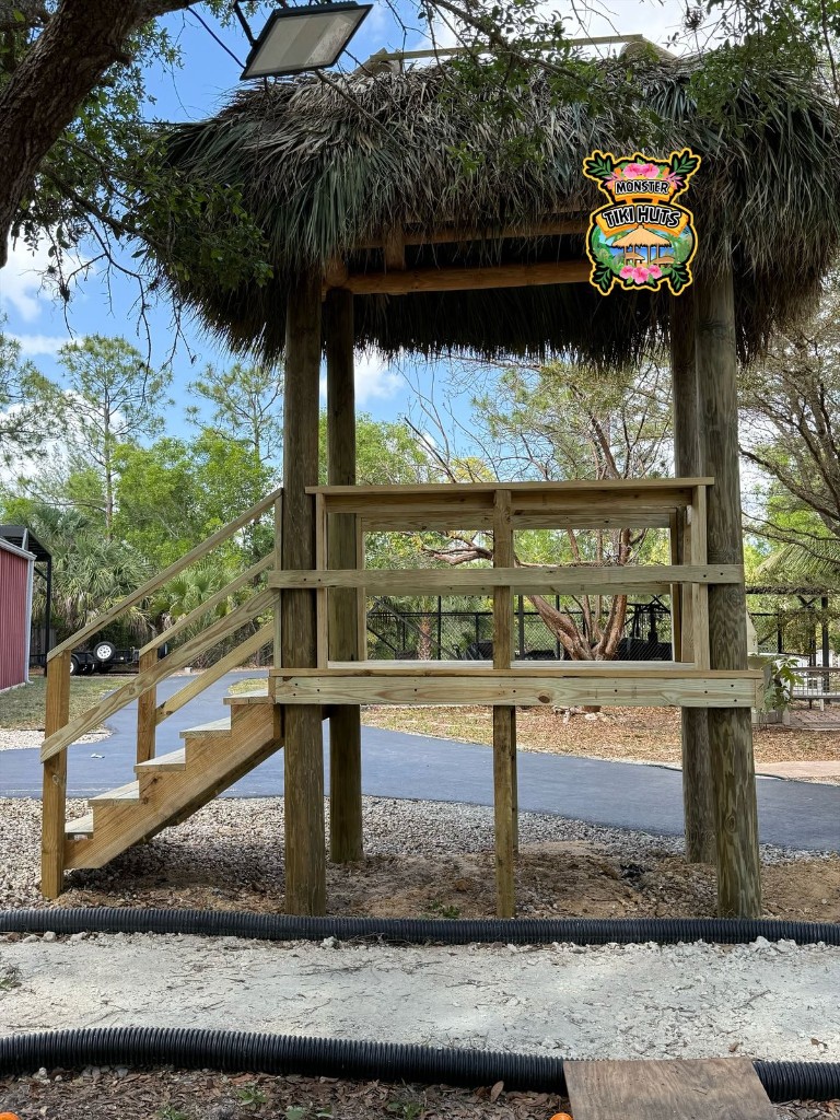 Covered Tiki Bar